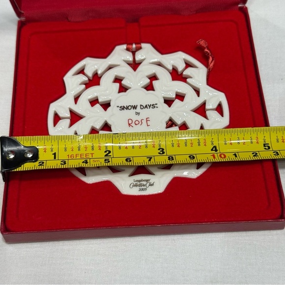 2005 Longaberger Collectors Club Snow Days by Rose White Ceramic Ornament - Picture 2 of 6